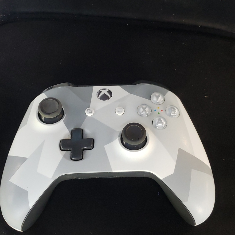 Xbox controller - Picture 4 of 6